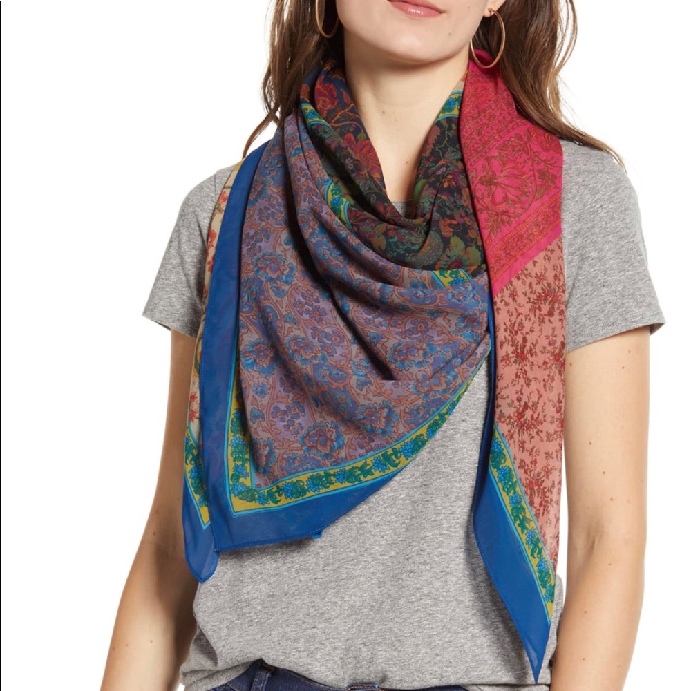 FRYE square scarf